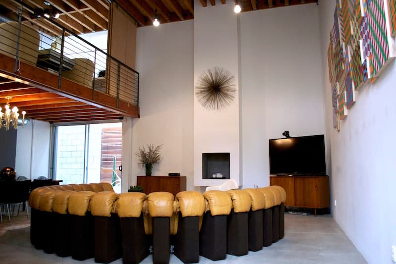 Main Meeting/Focus Group Room
