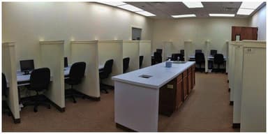 1 of 2 Consumer Computer Labs